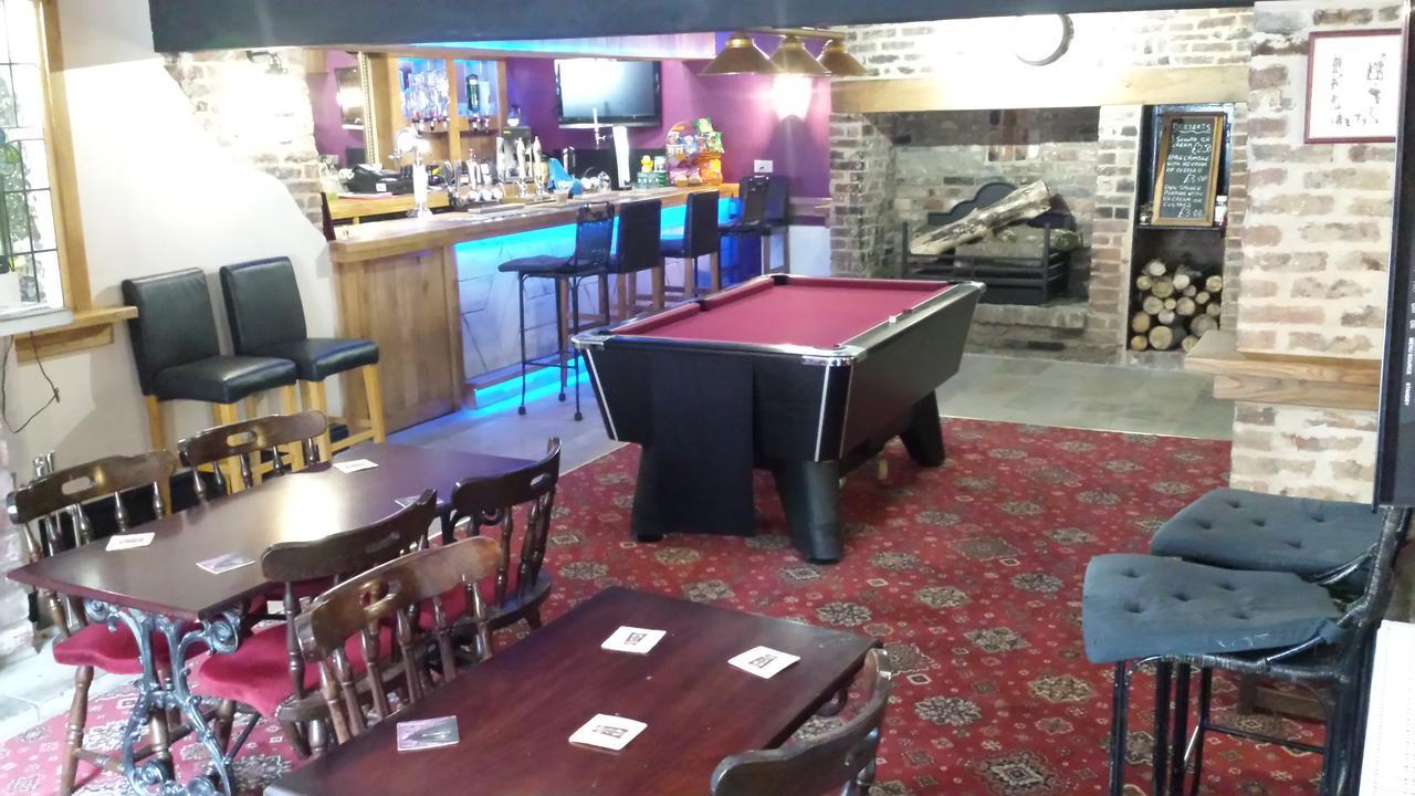 צ'אפל סנט לאונרדס The Cabin Saracens Head מראה חיצוני תמונה