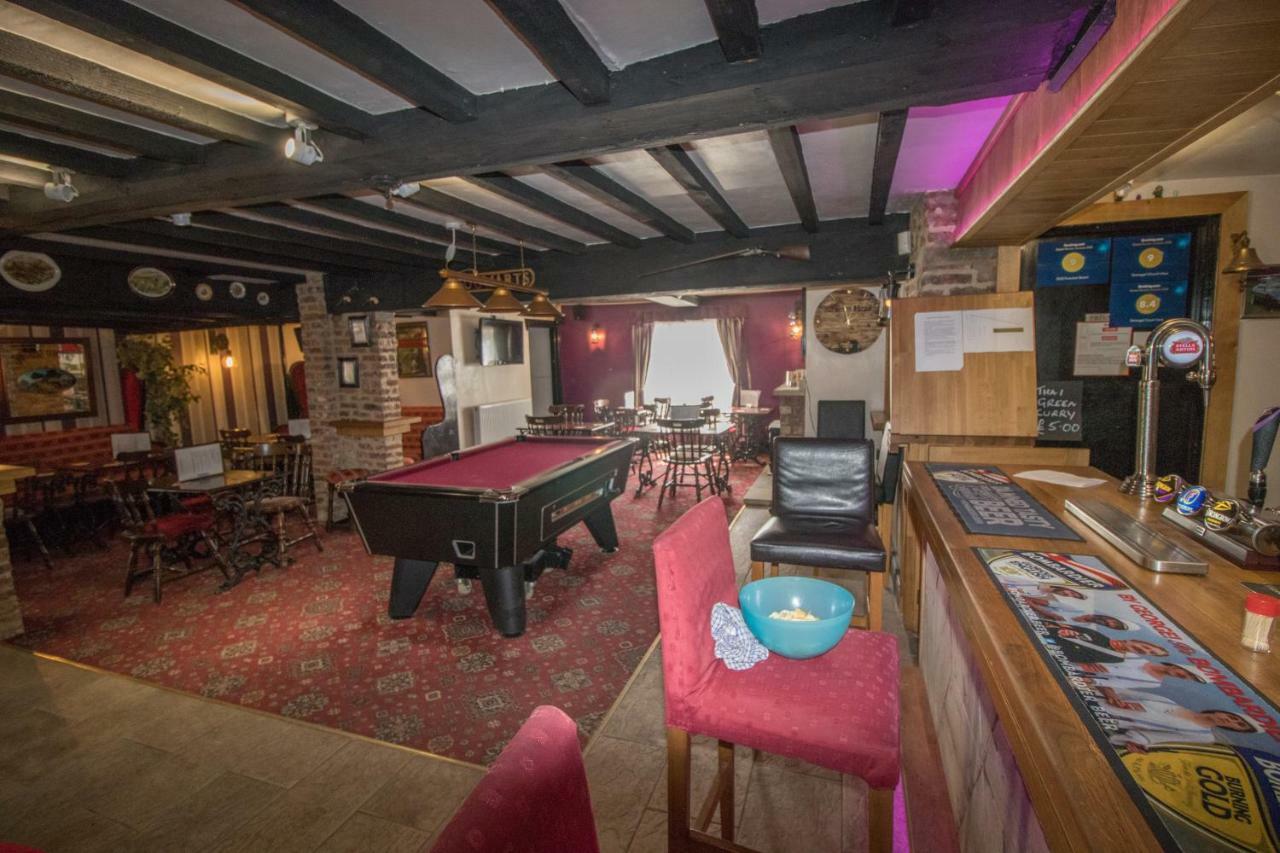צ'אפל סנט לאונרדס The Cabin Saracens Head מראה חיצוני תמונה