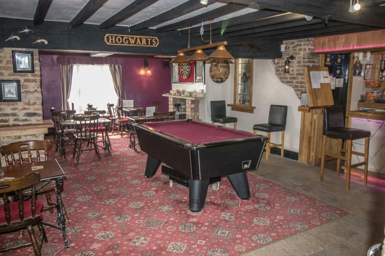 צ'אפל סנט לאונרדס The Cabin Saracens Head מראה חיצוני תמונה