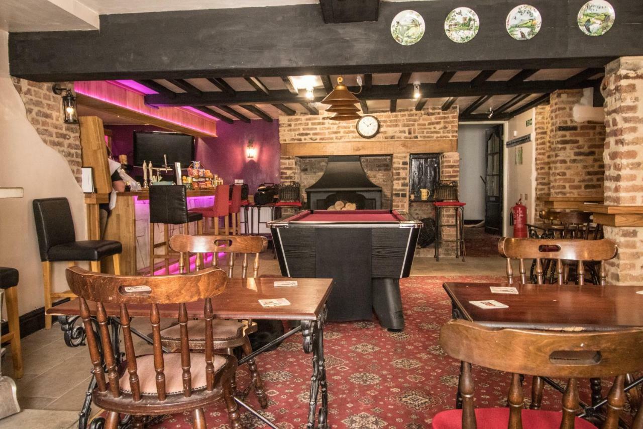צ'אפל סנט לאונרדס The Cabin Saracens Head מראה חיצוני תמונה